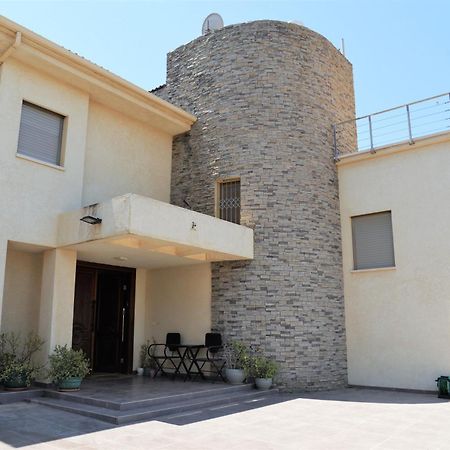 וילה על ההר Vila Poriyya Exterior foto