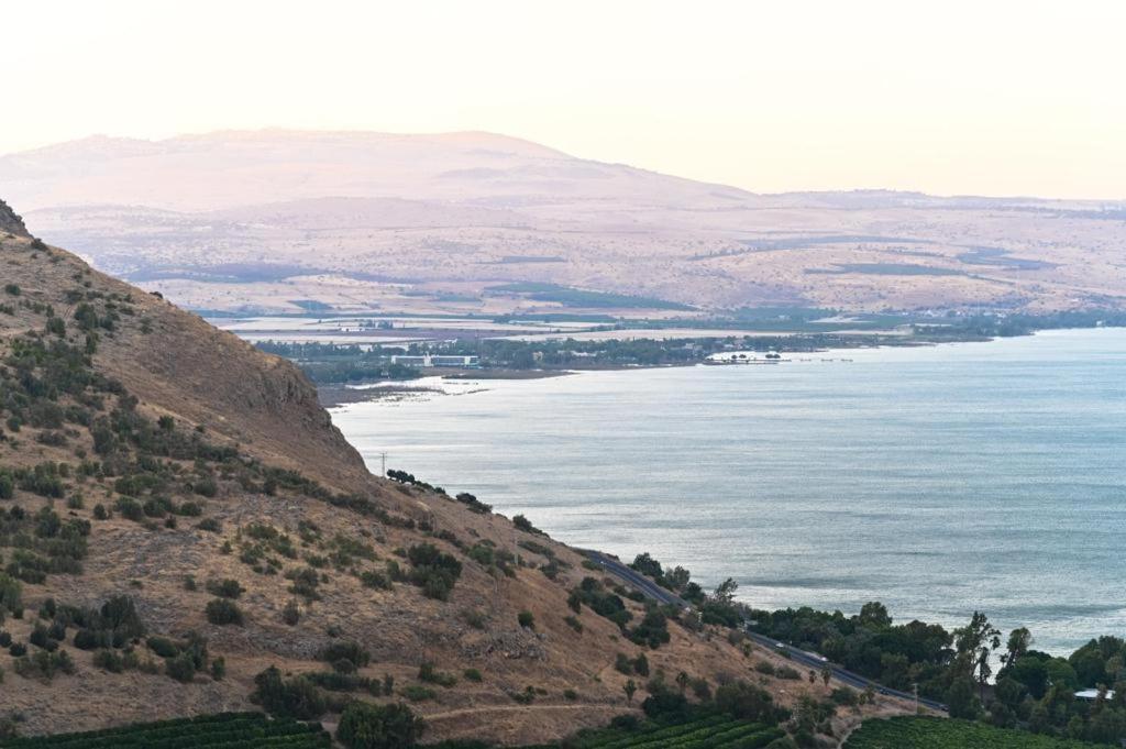 וילה על ההר Vila Poriyya Exterior foto