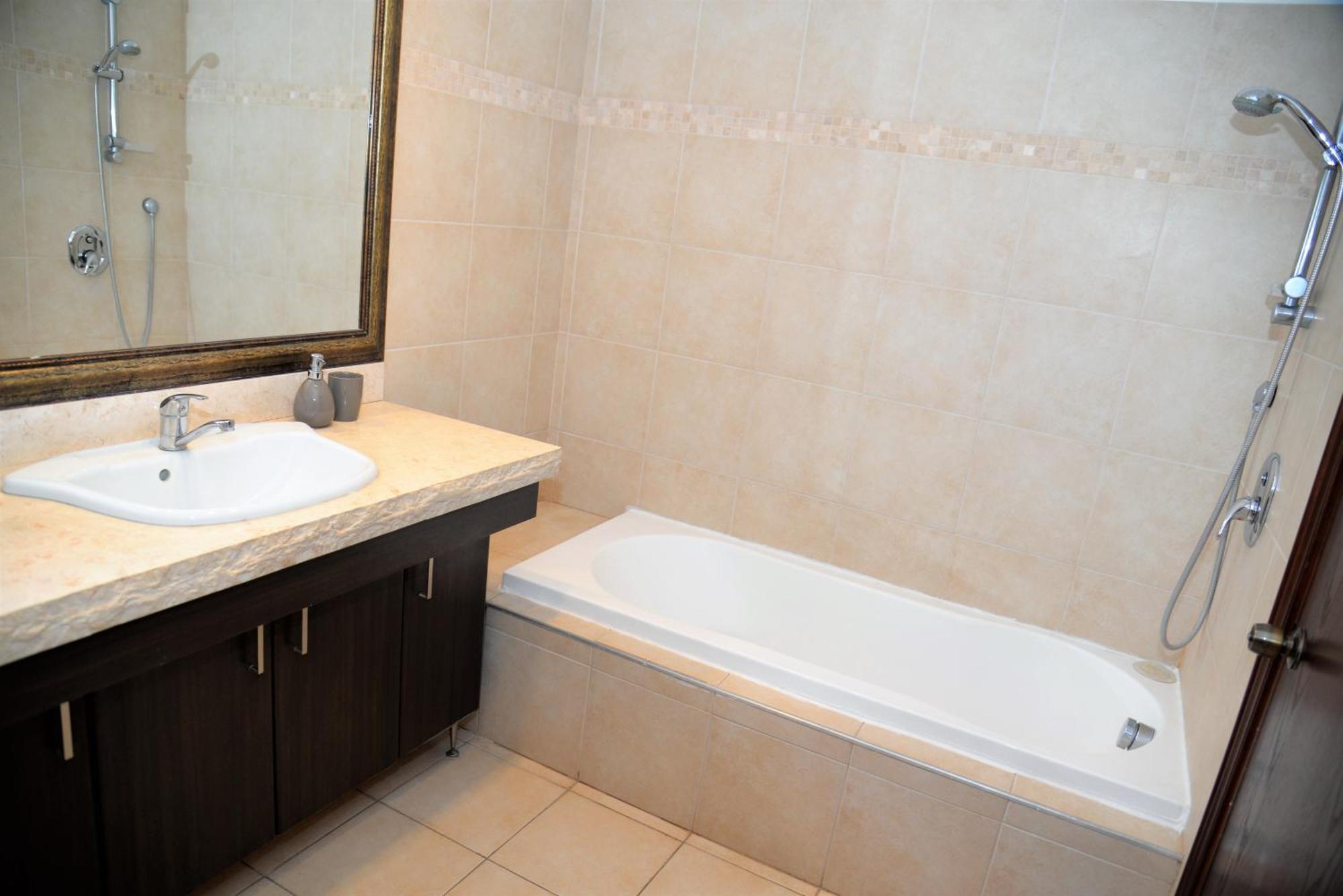 וילה על ההר Vila Poriyya Exterior foto